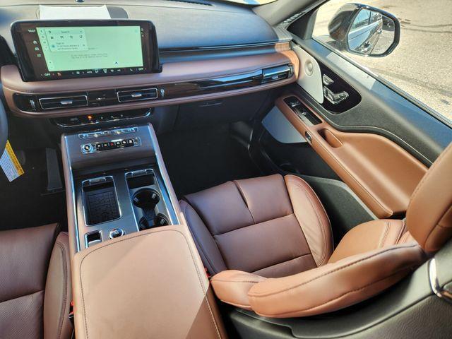 new 2026 Lincoln Aviator car