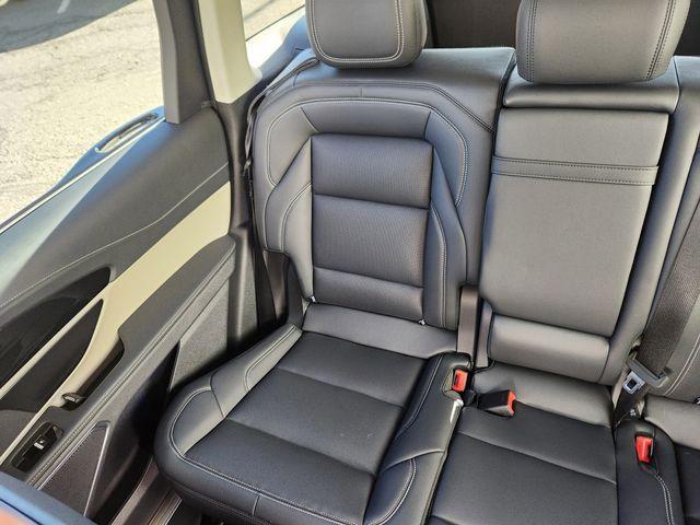 new 2025 Lincoln Nautilus car, priced at $47,266