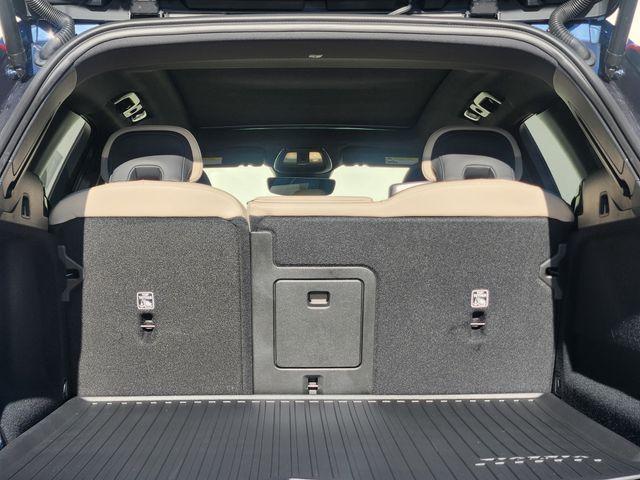 new 2026 Volvo XC60 car