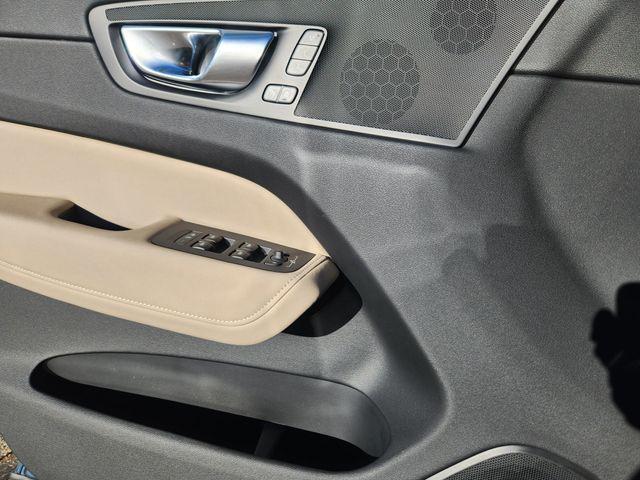 new 2026 Volvo XC60 car