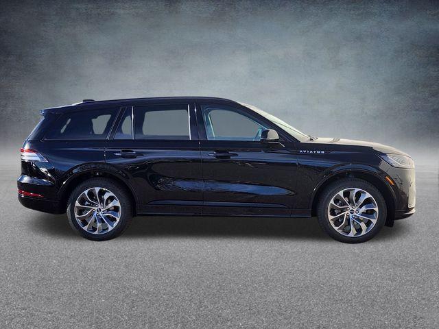 new 2026 Lincoln Aviator car