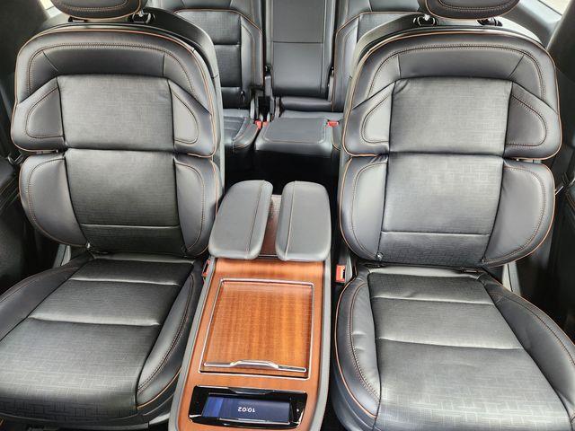 new 2026 Lincoln Navigator car, priced at $116,076