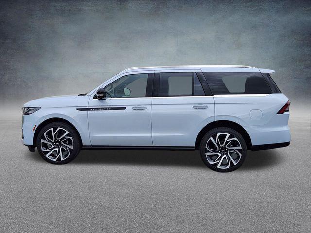new 2026 Lincoln Navigator car, priced at $116,076