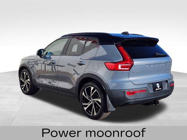 used 2021 Volvo XC40 car, priced at $24,380