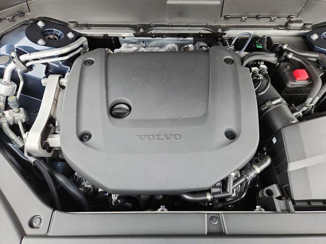 new 2025 Volvo XC90 car, priced at $69,155