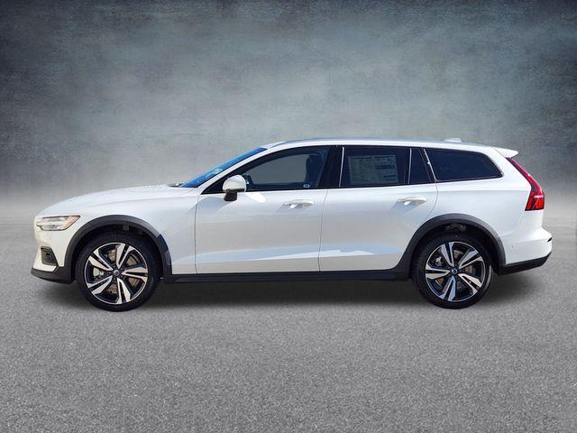 new 2026 Volvo V60 Cross Country car, priced at $57,269