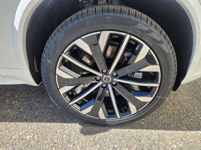 new 2026 Volvo XC90 Plug-In Hybrid car, priced at $83,258