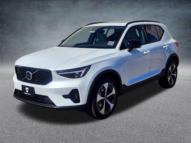 new 2026 Volvo XC40 car, priced at $48,659
