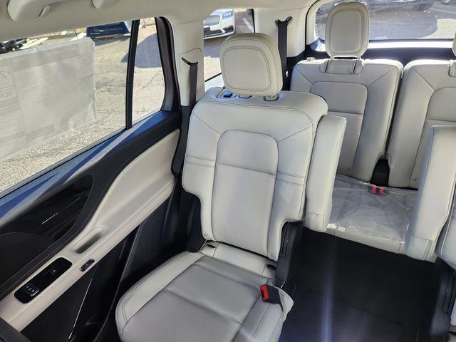 new 2026 Lincoln Aviator car