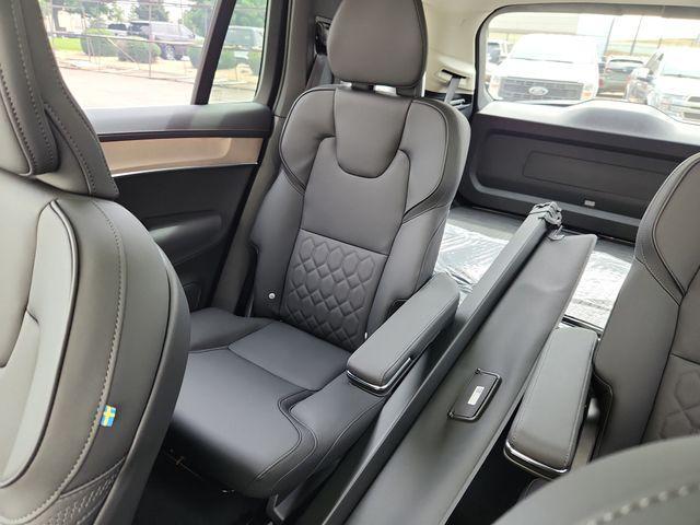 new 2025 Volvo XC90 car, priced at $69,145
