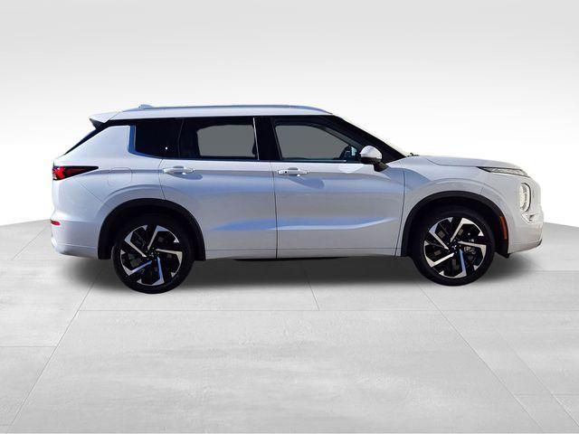 used 2022 Mitsubishi Outlander car, priced at $26,961