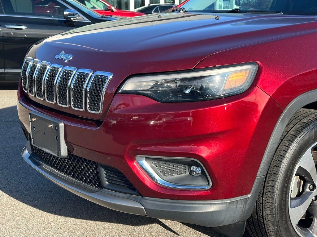 used 2019 Jeep Cherokee car, priced at $18,546