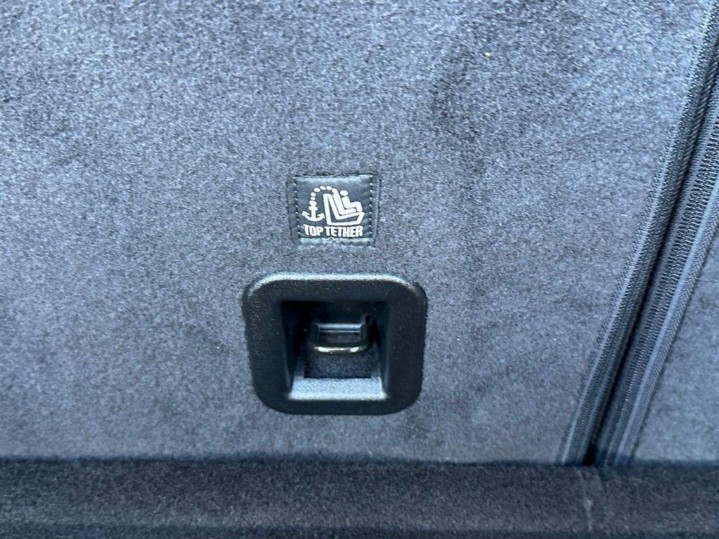 used 2019 Jeep Cherokee car, priced at $18,546