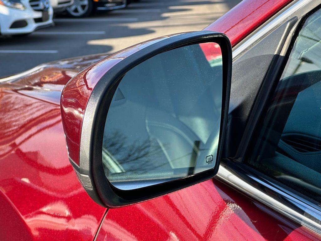 used 2019 Jeep Cherokee car, priced at $18,546