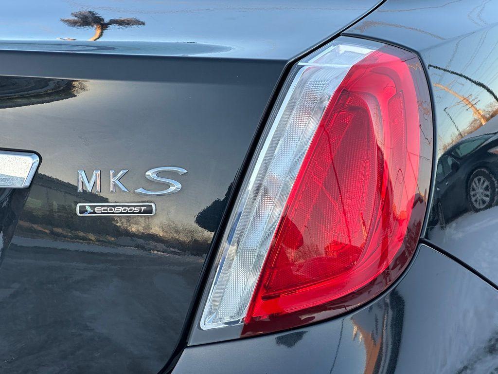 used 2010 Lincoln MKS car, priced at $5,489