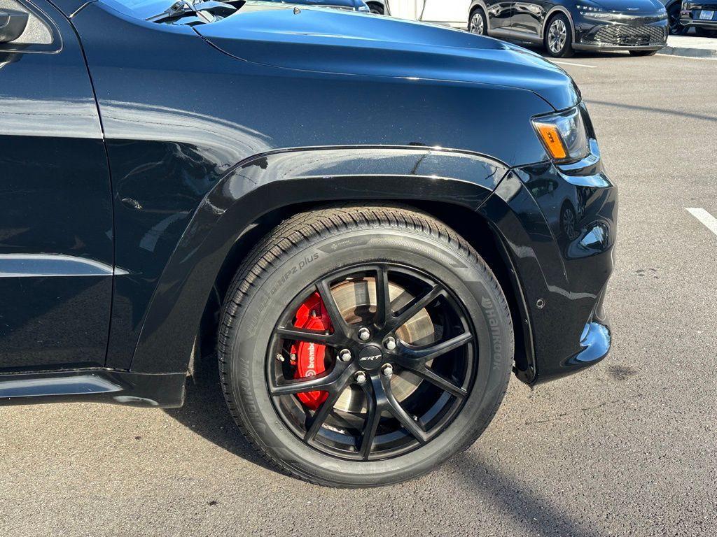 used 2018 Jeep Grand Cherokee car, priced at $32,328