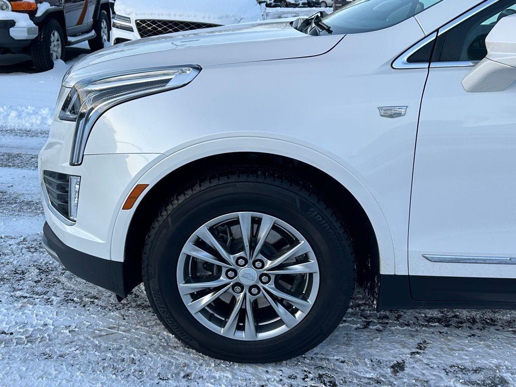 used 2021 Cadillac XT5 car, priced at $24,917