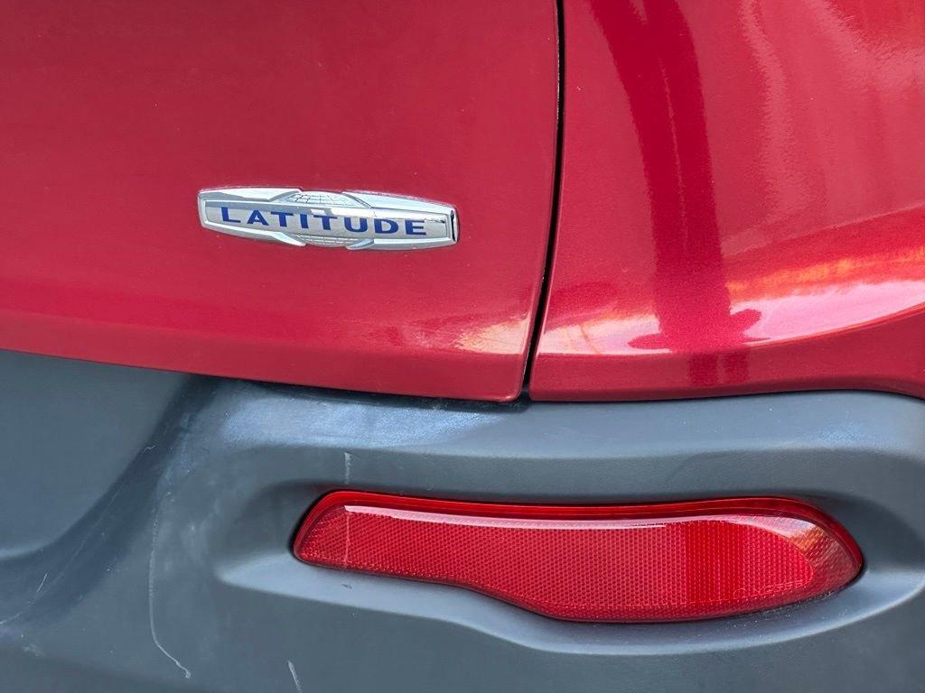 used 2016 Jeep Cherokee car, priced at $11,983