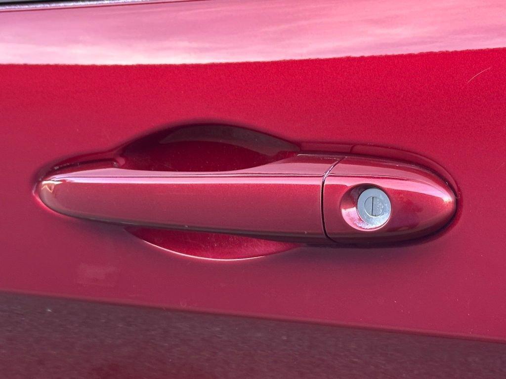 used 2016 Jeep Cherokee car, priced at $11,983