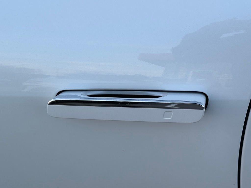 used 2025 Genesis G90 car, priced at $67,450