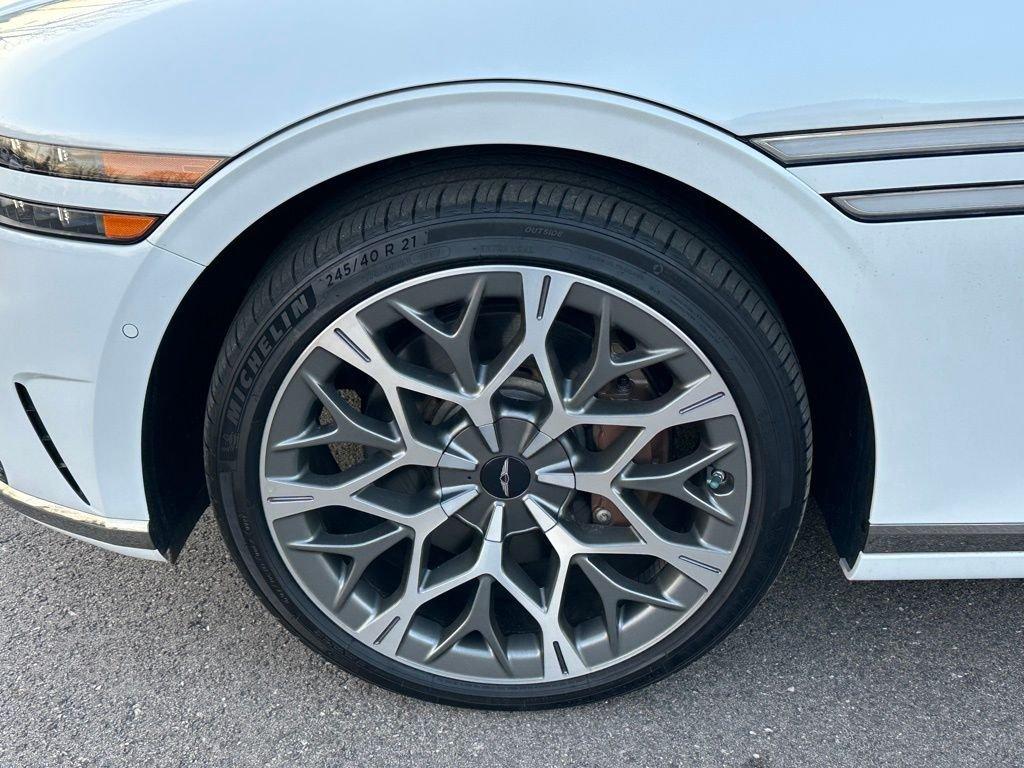 used 2025 Genesis G90 car, priced at $67,450