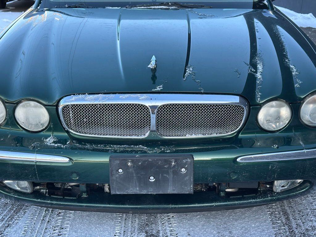 used 2007 Jaguar XJ car, priced at $8,463