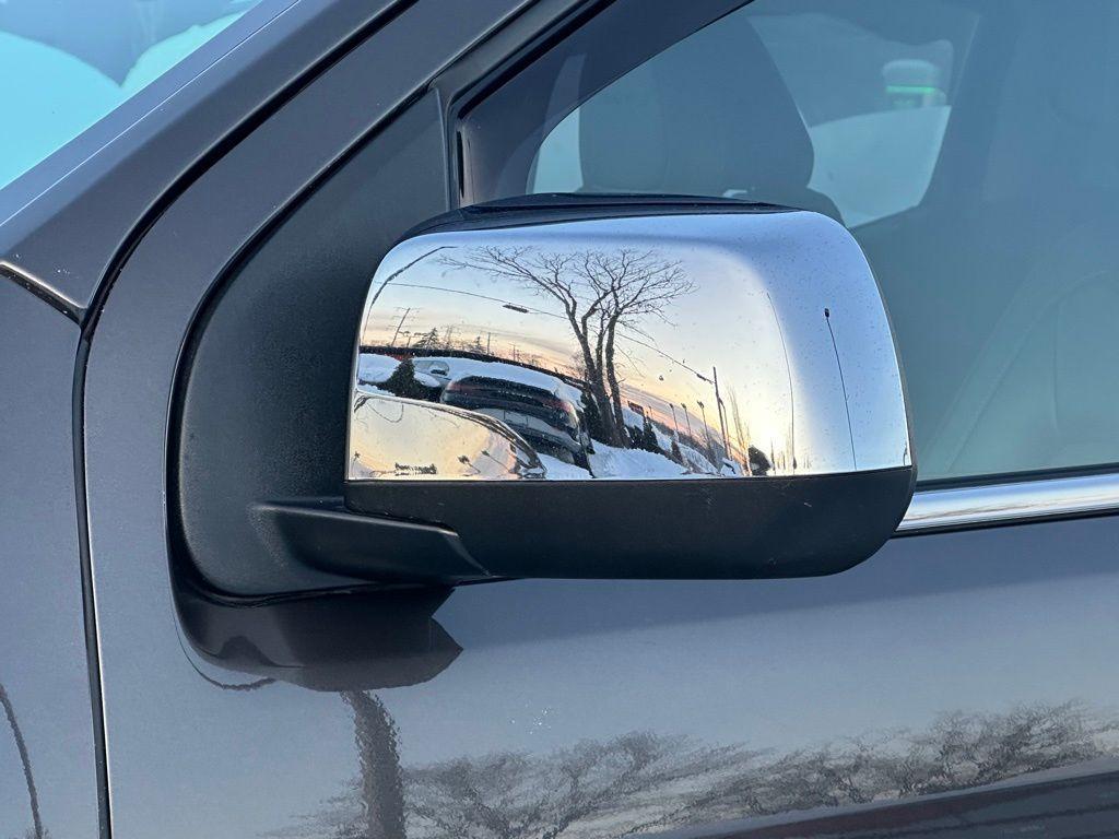 used 2019 GMC Canyon car, priced at $27,885