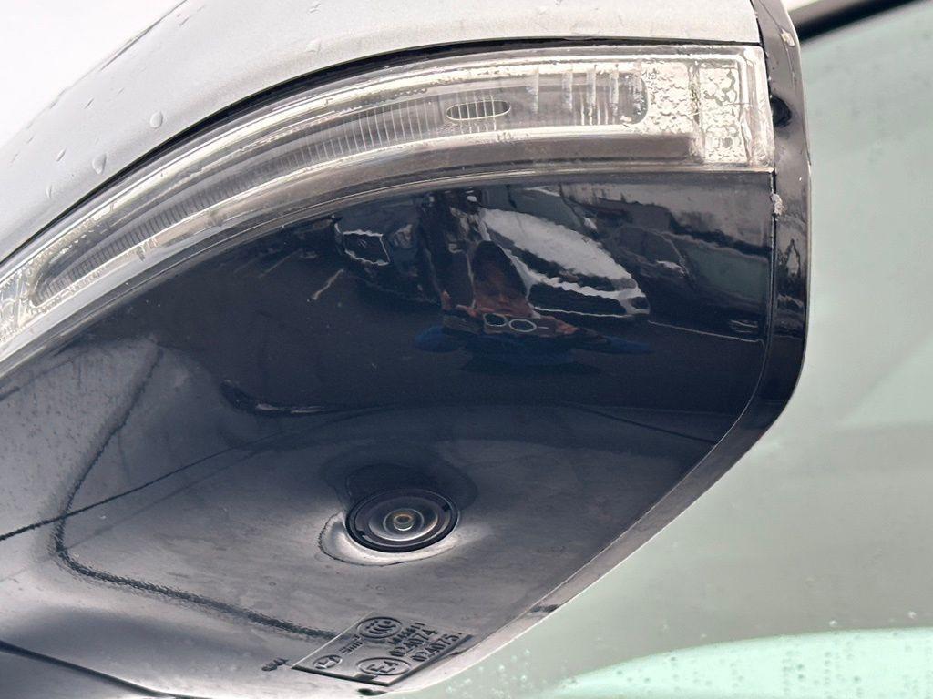 used 2018 Hyundai Santa Fe car, priced at $17,484