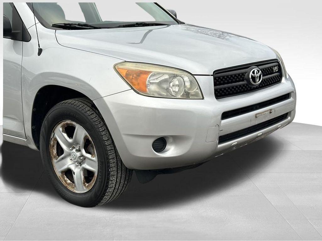 used 2007 Toyota RAV4 car, priced at $5,471