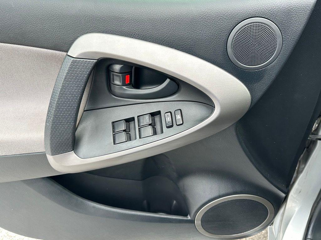 used 2007 Toyota RAV4 car, priced at $5,471