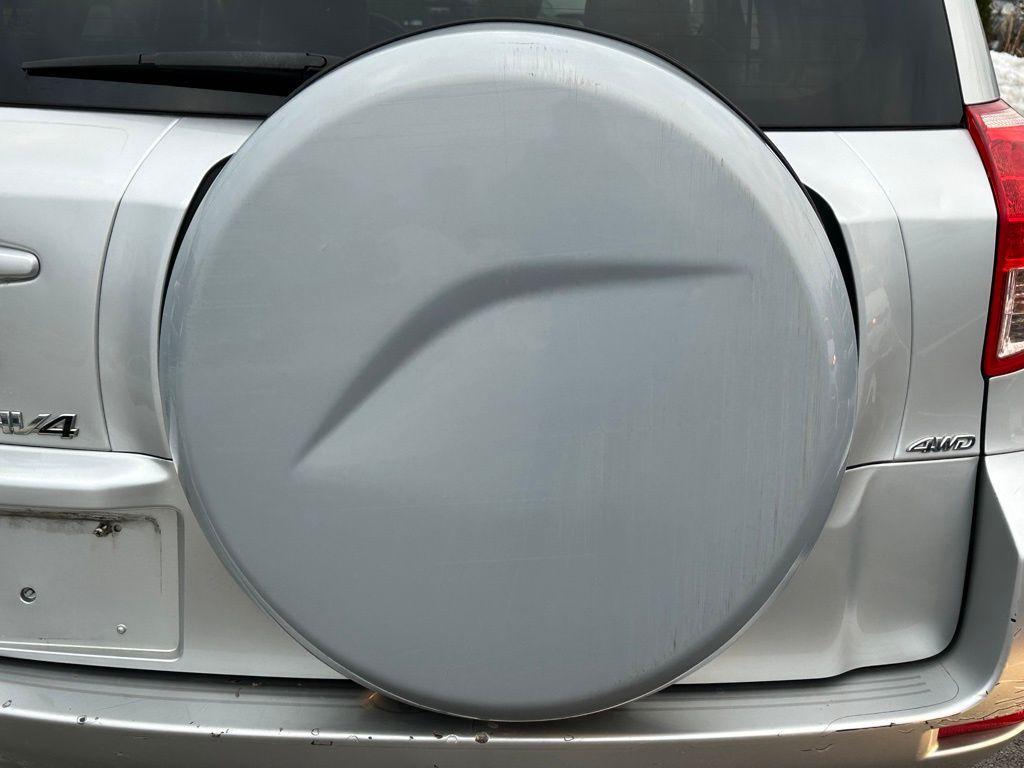 used 2007 Toyota RAV4 car, priced at $5,471