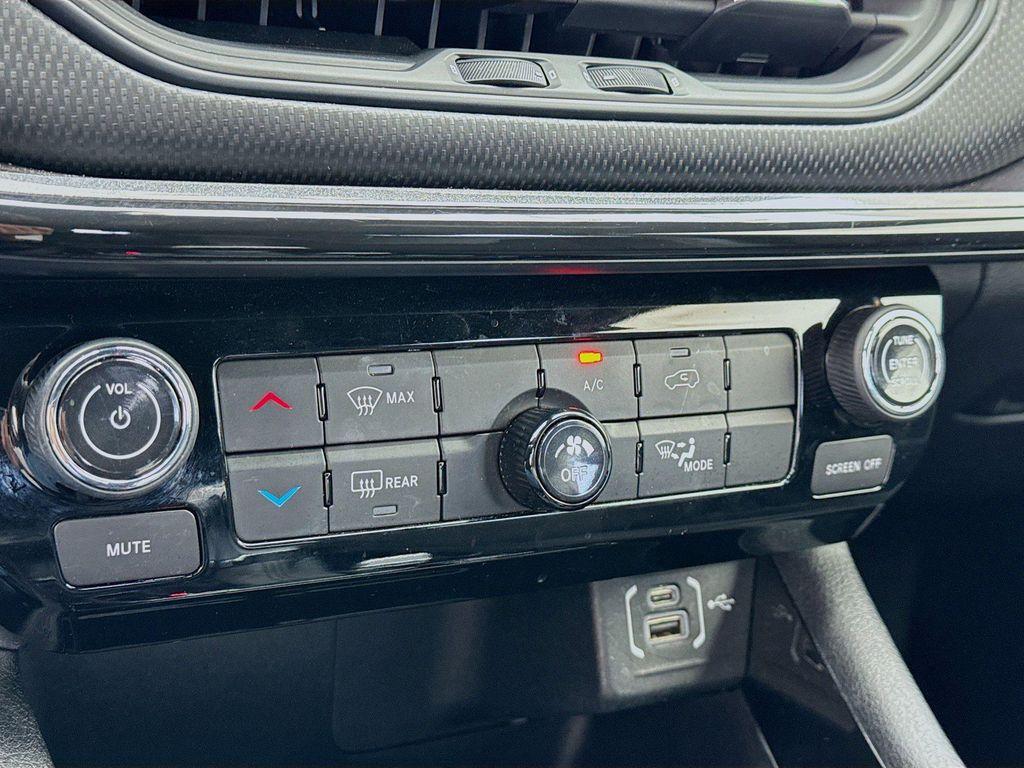 used 2023 Jeep Compass car, priced at $20,188