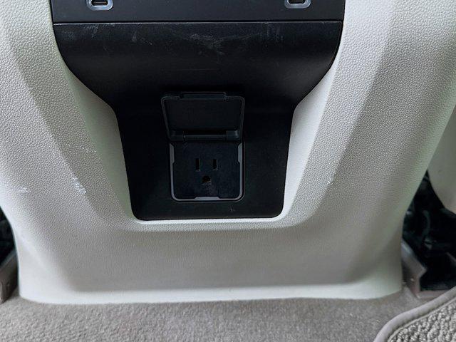 used 2021 GMC Yukon car, priced at $46,878