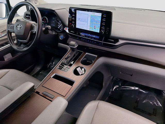 used 2024 Toyota Sienna car, priced at $40,850