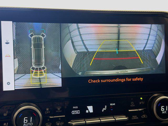 used 2023 Toyota Highlander Hybrid car, priced at $43,443