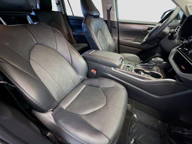 used 2023 Toyota Highlander Hybrid car, priced at $43,443