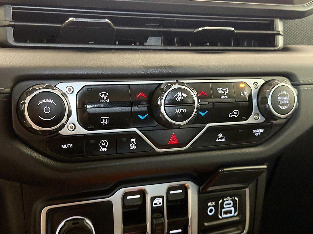 used 2025 Jeep Wrangler car, priced at $38,385