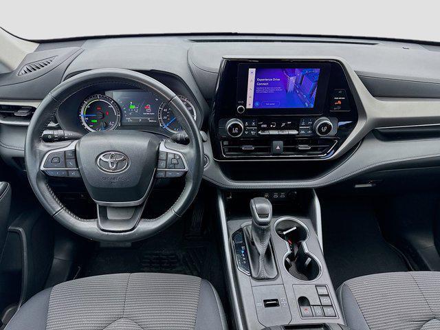 used 2023 Toyota Highlander Hybrid car, priced at $27,471
