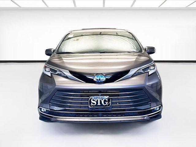 used 2021 Toyota Sienna car, priced at $37,488