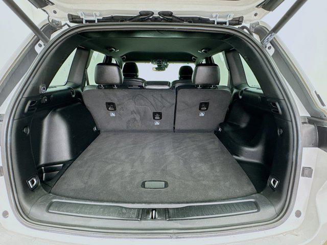 used 2023 Jeep Grand Cherokee car, priced at $26,995