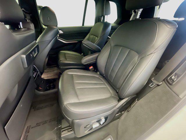 used 2021 BMW X7 car