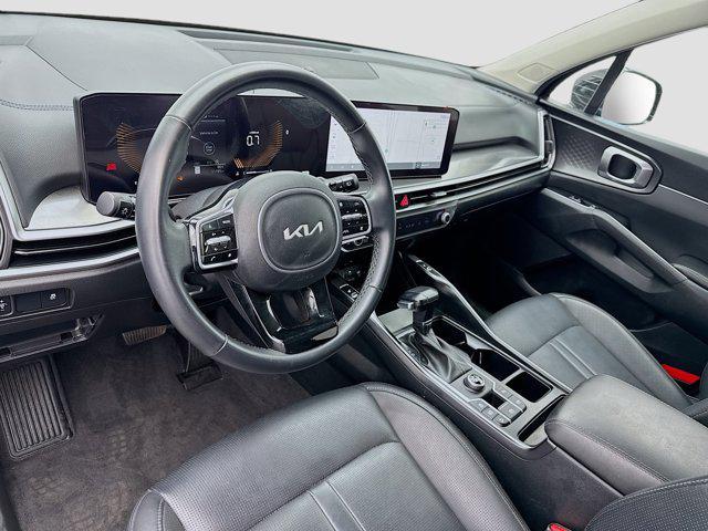 used 2025 Kia Sorento car, priced at $30,887