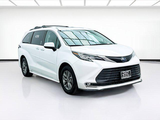 used 2022 Toyota Sienna car, priced at $31,888