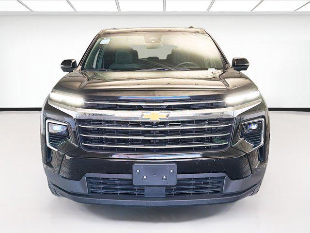 used 2024 Chevrolet Traverse car, priced at $33,895