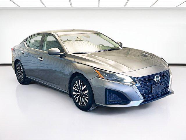 used 2023 Nissan Altima car, priced at $17,998