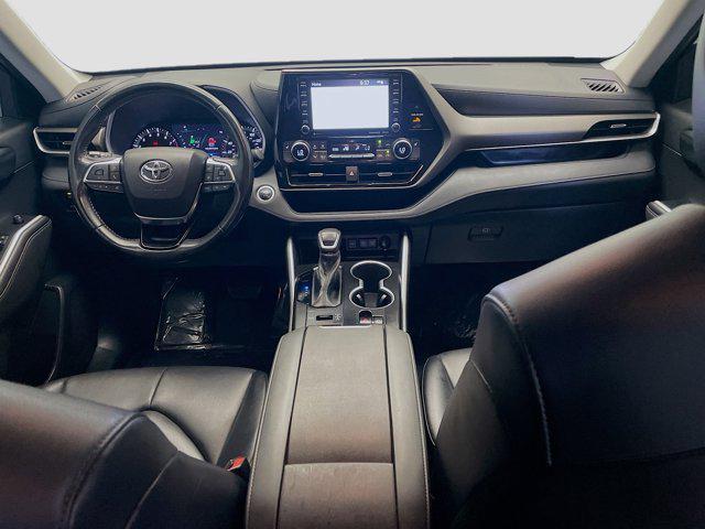 used 2021 Toyota Highlander car, priced at $30,250