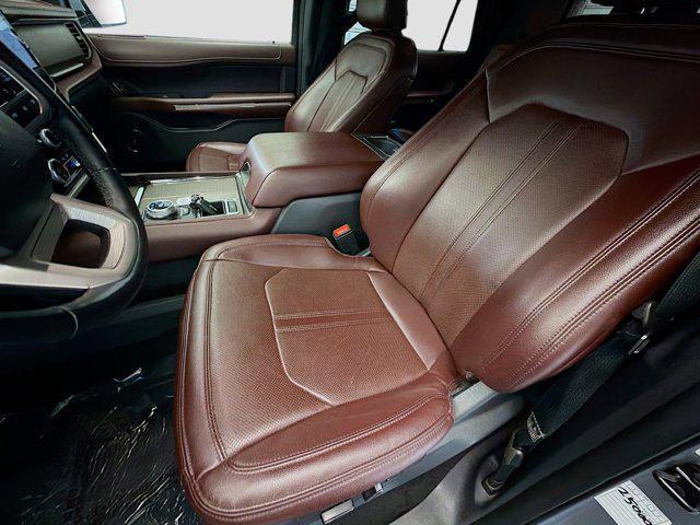 used 2024 Ford Expedition car, priced at $36,500