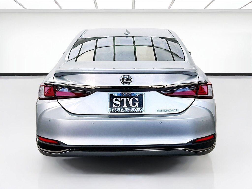 used 2023 Lexus ES 300h car
