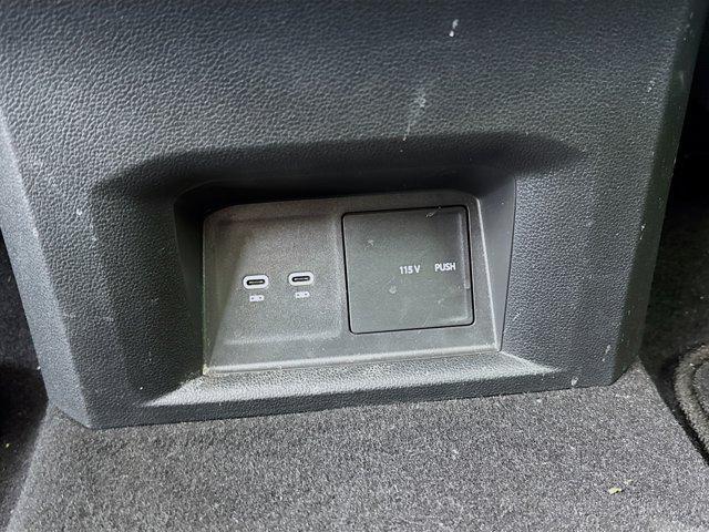 used 2021 Volkswagen Atlas car, priced at $18,999