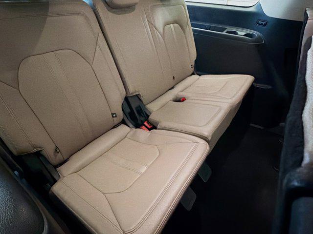 used 2024 Ford Expedition Max car, priced at $41,599